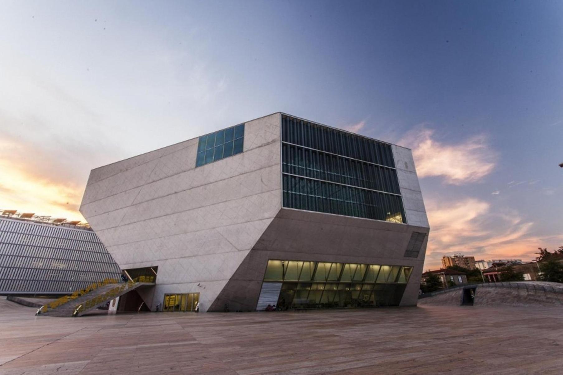 Crowne Plaza Porto By Ihg Hotel Exterior photo Casa da Música