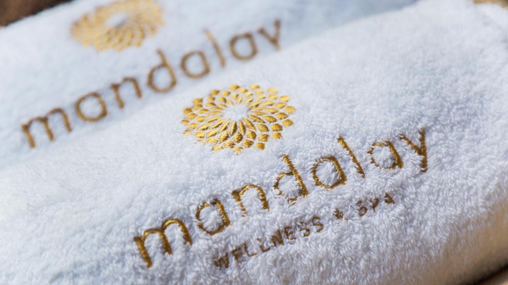 Crowne Plaza Porto By Ihg Hotel Exterior photo Mandala Spa